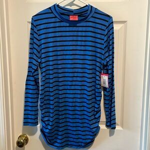 Maternity long sleeve top
